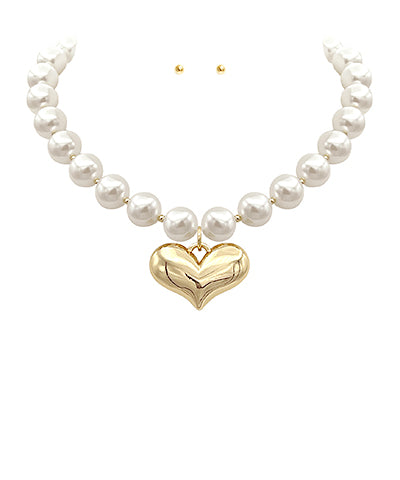 Chunky Pearl & Heart Necklace