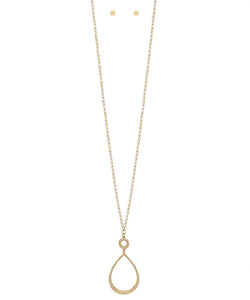 Long Pendent Teardrop Necklace