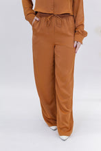 Load image into Gallery viewer, Avery Satin Set Pants-Rust
