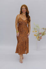 Load image into Gallery viewer, Kelly Sweetheart Midi Dress-Brown
