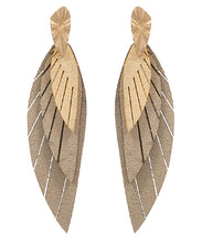 Load image into Gallery viewer, Suede Leaves Earrings
