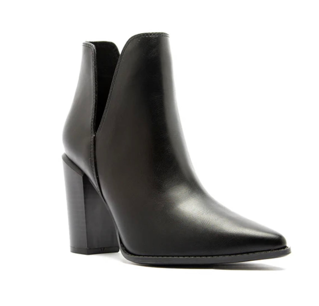 Admired Side Slit Booties- Black