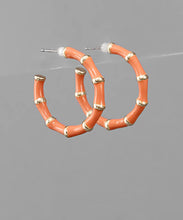 Load image into Gallery viewer, Epoxy Bamboo Hoops
