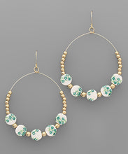 Load image into Gallery viewer, Ceramic Flower Bead Earrings
