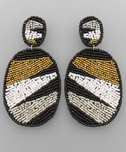 Load image into Gallery viewer, Geometric Pattern Oval Earrings
