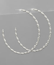 Load image into Gallery viewer, Rice Bead Metal Hoops
